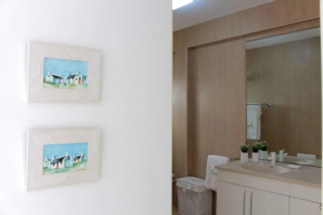 The Artist Villa 산타 크루즈 0*,  포르투갈